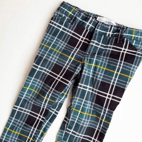 Old Navy green/black plaid mini pixie pants EUC 3T - Picture 2 of 3